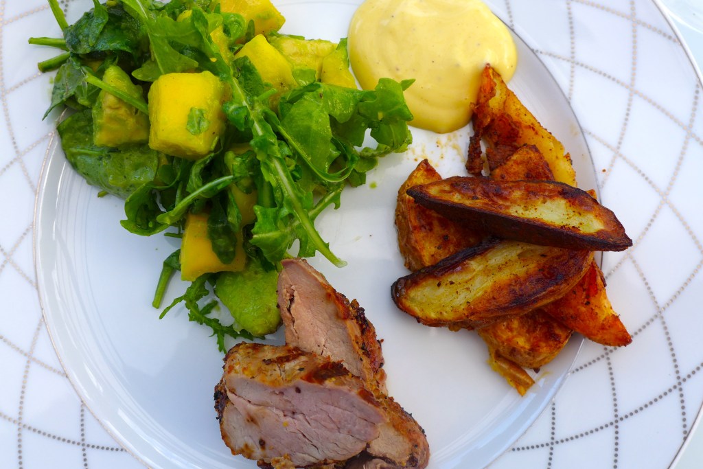 passion for lime_ mango and avocado salad