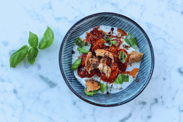 ovnsbakt tomat og mozarella