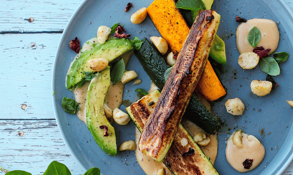 Stekt squash med mandelkrem og&nbsp;avokado